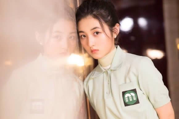 張子楓點(diǎn)贊易烊千璽哪個(gè)微博(張子楓參加王俊凱生日會(huì))