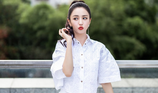 佟麗婭和陳思誠什么時(shí)候認(rèn)識的(有覺得佟麗婭長得一般的嗎)