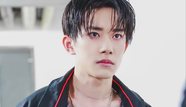 易烊千璽出道的時候幾歲，易烊千璽家是干什么的