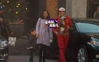 蔡國(guó)慶的個(gè)人資料簡(jiǎn)介,蔡國(guó)慶的妻子是誰呀 蔡國(guó)慶的個(gè)人資料簡(jiǎn)介,蔡國(guó)慶的妻子是誰呀