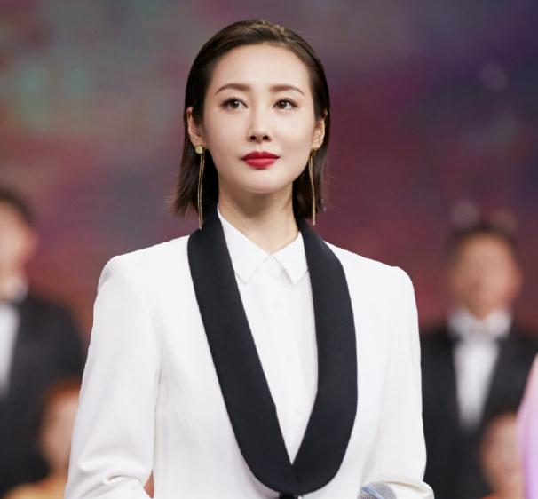 李純的老公是誰?(李純和誰結(jié)婚了)