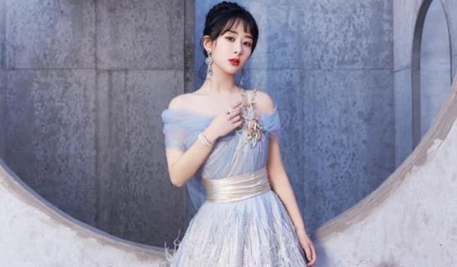 楊紫張藝興戀愛(楊紫華晨宇綜藝)